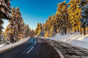 Фотография к новости: Движение открыли на одной из автодорог в Восточном Казахстане