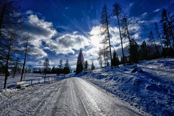 Фотография к новости: Движение ограничили в двух регионах Казахстана