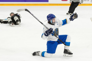Фотография к новости: Казахстанки одержали разгромную победу на юниорском чемпионате мира по хоккею