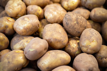 Фотография к новости: "Золотой" картофель: Минторговли выявило превышение торговой надбавки