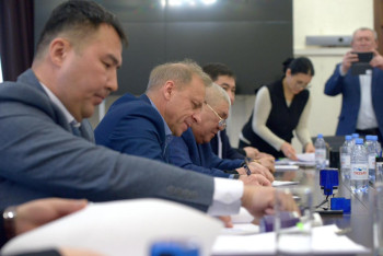 Фотография к новости: "Казахмыс" подписал новый коллективный договор с работниками