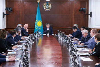 Фотография к новости: Реформирование налогово-бюджетной сферы обсудили в правительстве