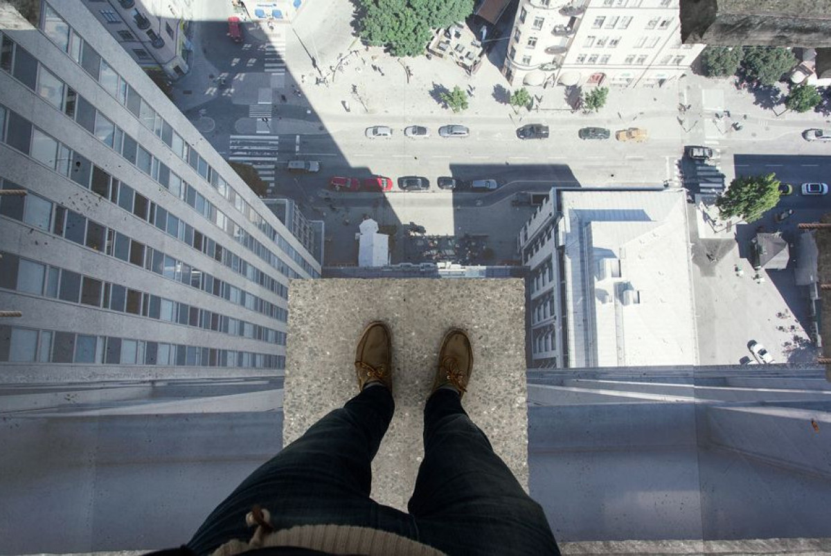  Skrapan illusion/Dorothy Stowe