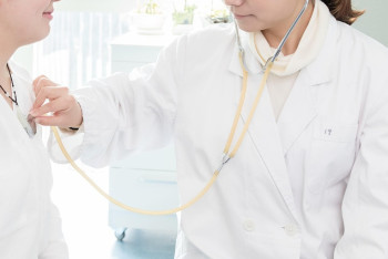 Фотография к новости: Минздрав инициировал меры по улучшению условий труда медсестёр