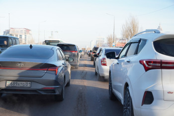 Фотография к новости: Пешком быстрее: Урбанист предложил способы борьбы с дорожными заторами в Астане