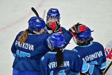 Фотография к новости: Азиада-2025: Женская сборная Казахстана по хоккею победила Тайбэй