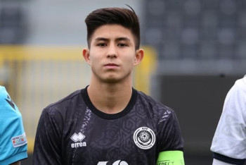 Фотография к новости: Футбольная  сенсация: "Челси" официально купил 16-летнего вундеркинда из Казахстана