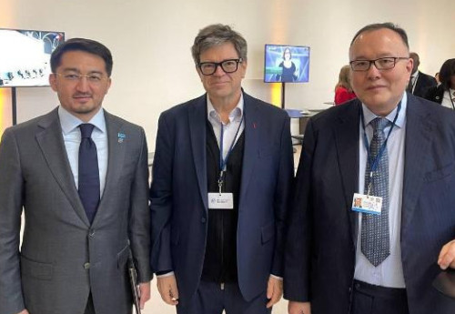 Фотография к новости: Ведущие мировые эксперты высоко оценили вклад Казахстана в развитие ИИ-технологий