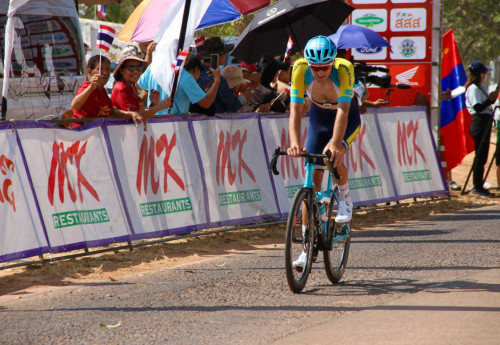 Фотография к новости: С тремя медалями завершили Чемпионат Азии в Таиланде казахстанские велогонщики
