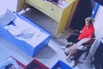 Фотография к новости: Мальчик начал заикаться: Воспитатель детсада в Астане зажимала малышей между ног