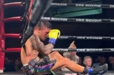 Фотография к новости: Непобеждённый казахстанский боксер оформил эффектный нокаут "двоечкой" в США