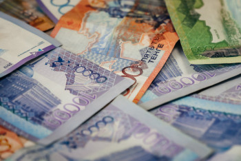 Фотография к новости: Более 9000 женщин получат выплату к 8 Марта в области Улытау