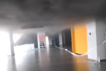 Фотография к новости: Ледовый дворец Halyk Arena горел в Алматы