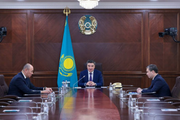 Фотография к новости: Новому министру Ерсайыну Нагаспаеву даны поручения