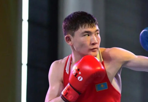 Фотография к новости: Работавший курьером казахстанец разгромил чемпиона Европы