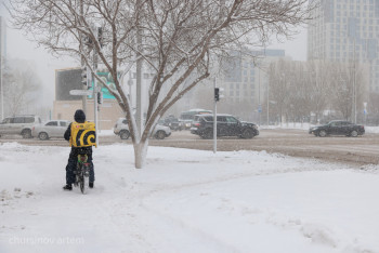 Фотография к новости: Штормовое предупреждение:  метели и туман накроют некоторые регионы Казахстана