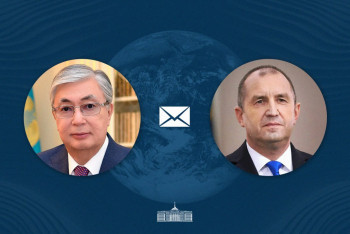 Фотография к новости: Токаев поздравил президента Болгарии с Днем освобождения