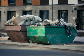 Фотография к новости: 900 млн тенге потратит акимат на мусорные контейнеры в Актау