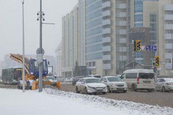 Фотография к новости: Ветер, метель и гололёд: по Казахстану снова объявлено штормовое предупреждение