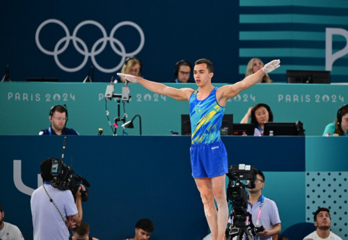 Фотография к новости: Милад Карими завоевал серебро этапа Кубка мира по спортивной гимнастике