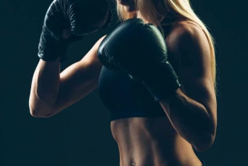 Фотография к новости: Казахстан выиграл первое золото на Кубке мира по боксу в Черногории