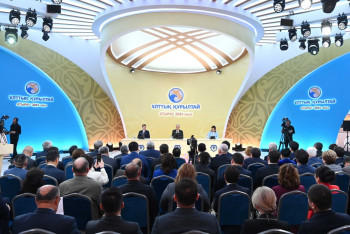 Фотография к новости: Национальный курултай обеспечивает живой диалог между властью и обществом – политолог