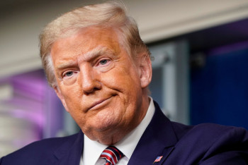 Фотография к новости: Трамп отправил в неоплачиваемый отпуск сотни работников СМИ