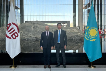 Фотография к новости: Казахстан и Китай обсуждают выпуск панда-бондов и реализацию крупных инвестиционных проектов