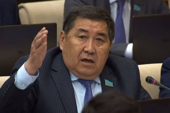 Фотография к новости: Курултай доказал свою ценность как площадка для диалога народа и власти – Бапи