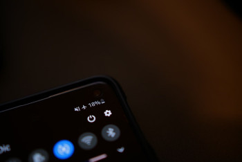 Фотография к новости: Опасный Wi-Fi: почему не стоит подключаться к публичным сетям