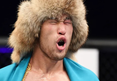 Фотография к новости: У  Шавката Рахмонова сорвался бой с экс-чемпионом UFC