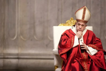 Фотография к новости: Папе Римскому после болезни придётся заново учиться говорить