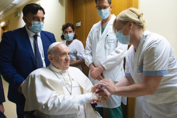 Фотография к новости: Папу Римского Франциска выпишут из больницы в воскресенье