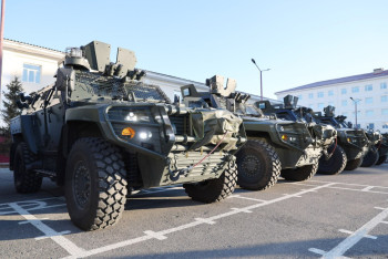 Фотография к новости: Национальная гвардия готовит военную технику к параду