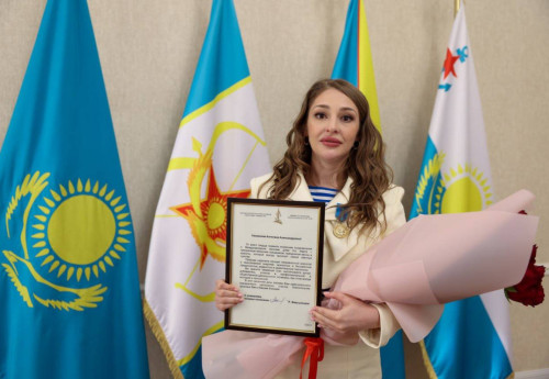 Фотография к новости: Казахстанская боксёрша поднялась на четвёртую строчку мирового рейтинга