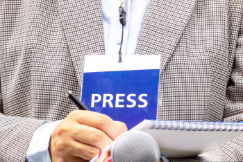 Фотография к новости: Утверждены правила работы казахстанских журналистов на митингах