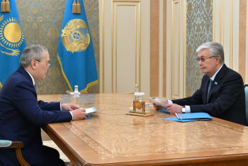 Фотография к новости: 327 тысяч пострадавших от МФО: Президент заслушал тревожный отчет Агентства по финмониторингу