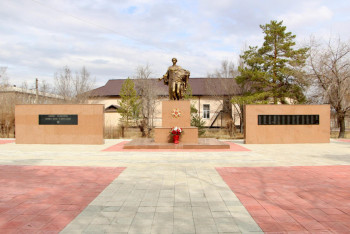 Фотография к новости: Казахстанцев призывают к благоустройству памятников к 80-летию Победы