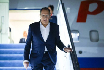 Фотография к новости: Сергей Лавров ночью прилетел в Алматы