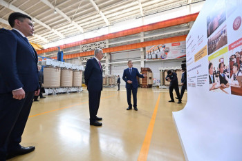 Фотография к новости: Президент посетил индустриальную зону "Тассай" в Шымкенте