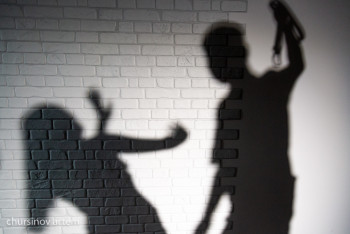 Фотография к новости: Парень избил девушку на Арбате в Алматы: полиция начала проверку