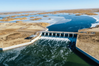 Фотография к новости: В Казахстане продолжается контролируемый сброс воды из крупных водохранилищ