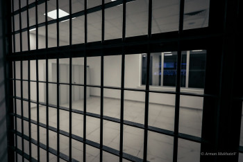 Фотография к новости: Нападения сразу на несколько тюрем произошли во Франции