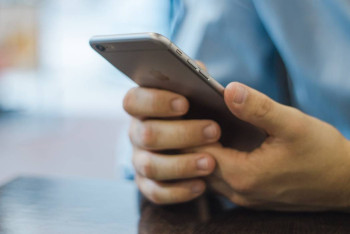 Фотография к новости: Семья потеряла 5 млн тенге в результате переписки по WhatsApp