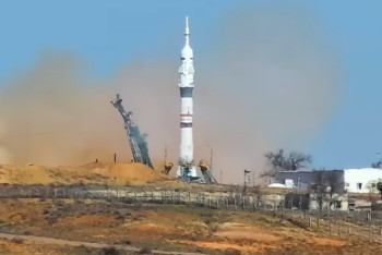 Фотография к новости: Фотограф из Алматы снял космический старт с Байконура