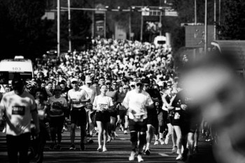 Фотография к новости: Смерть участников полумарафона в Алматы прокомментировал министр туризма и спорта