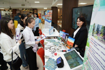 Фотография к новости: Число профориентаторов в разы вырастет в школах Казахстана