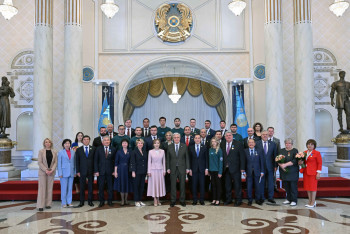 Фотография к новости: Будут озвучены итоги, достигнутые за три десятилетия – эксперт о предстоящей сессии АНК