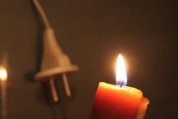 Фотография к новости: В алматинском ЖК жители живут при свечах из-за долгов застройщика