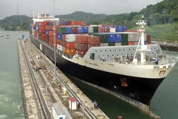 Фотография к новости: Китай требует проверить продажу портов на Панамском канале